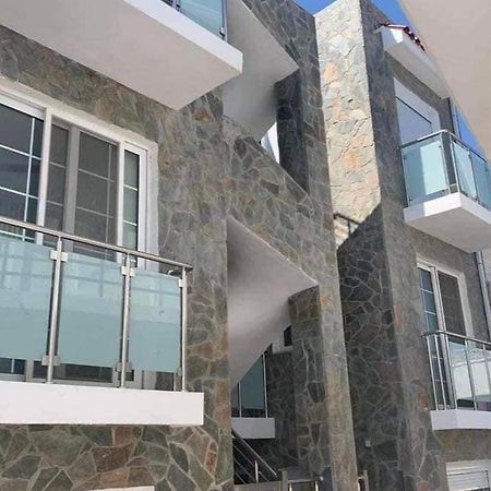 Despinas Seafront Apartments,Charaki Buitenkant foto